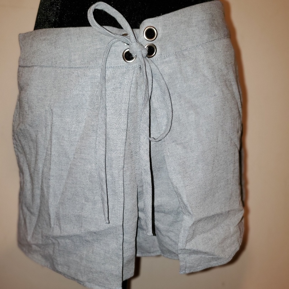 Short set - Picture 2 of 4